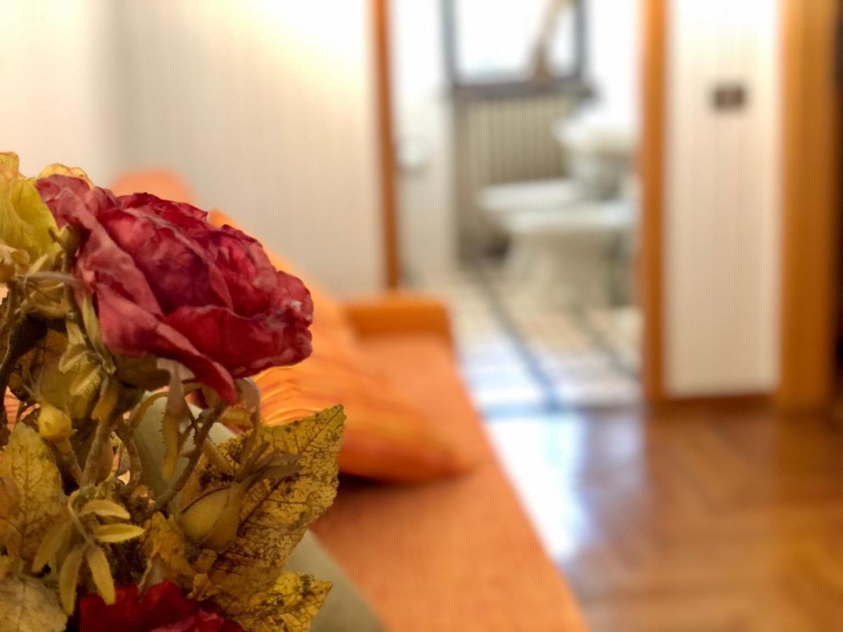 Appartamenti La Menaresta Magreglio Esterno foto